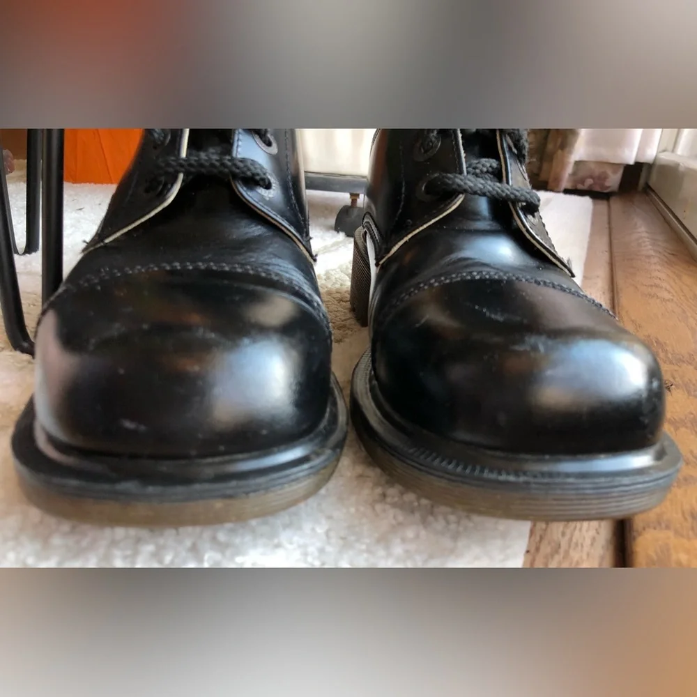 Dr. Martens Black Cap Toe Leather Shoes - Picture 7 of 8